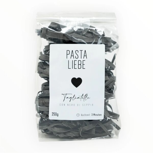 Pasta Liebe - Tagliatelle con nero di seppia